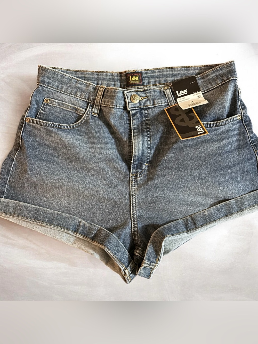 🎉BOGO 1/2🎉 Lee Women's High-Rise Rolled Hem Denim Shorts - Medium Blue